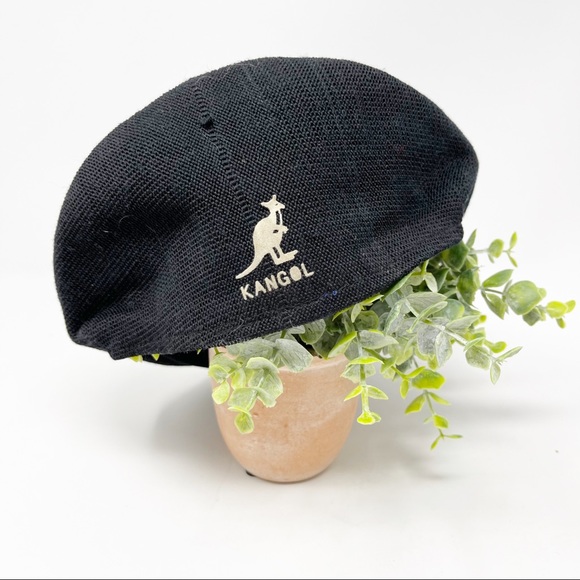 Kangol Tropic 70 Cap In Black Vintage 
